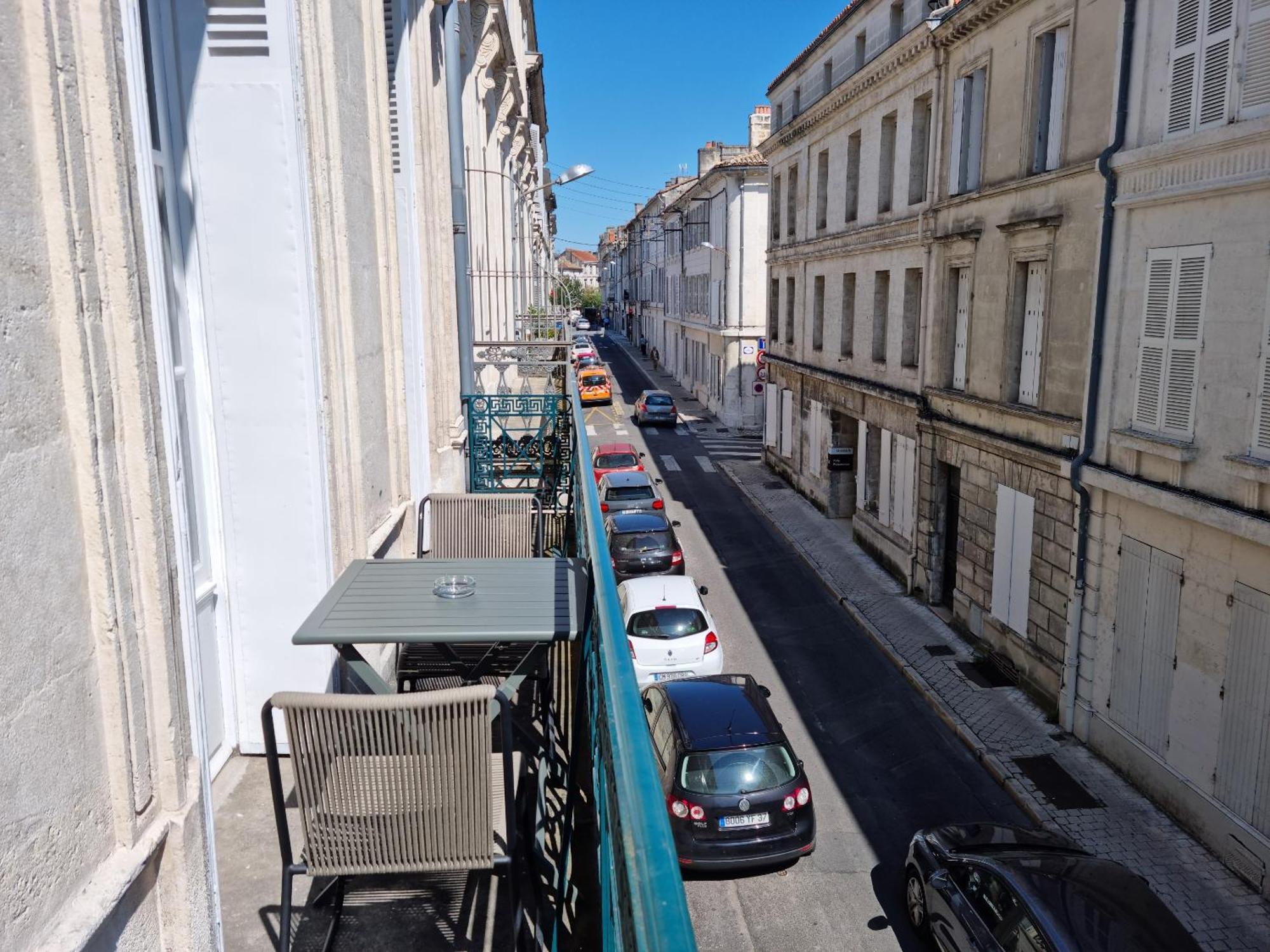 Meubles De L'Arsenal Coeur De Ville ! Angouleme Exterior photo